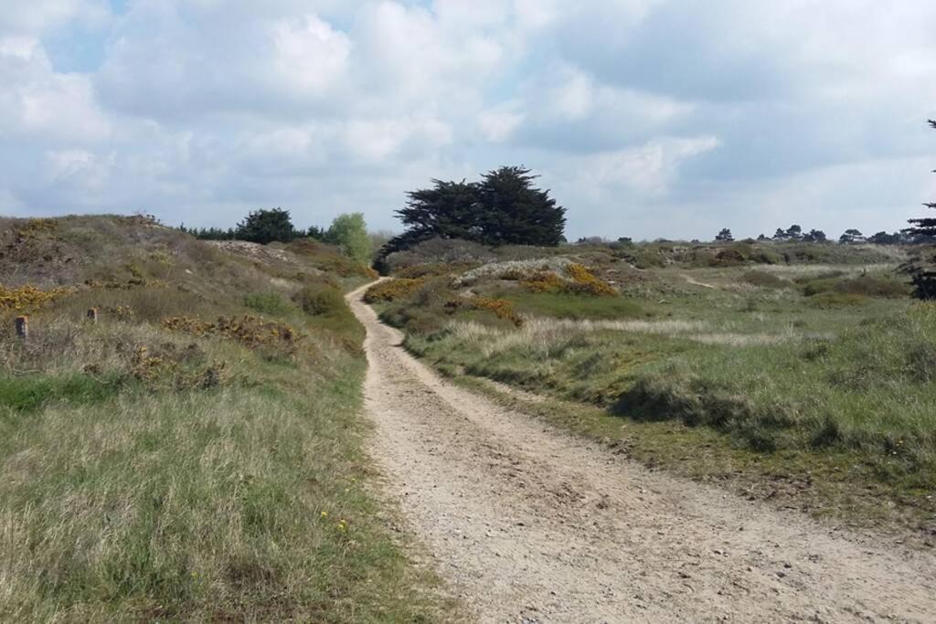 Gite Ouest De La Pointe D'Agon Zewnętrze zdjęcie